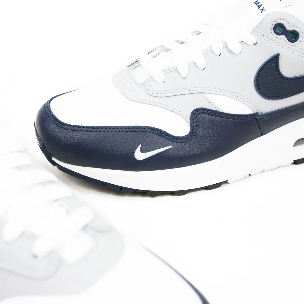 Air Max 1 LV8 (White/Obsidian/Wolf Grey)