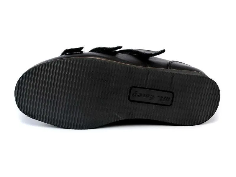 Apis 9226 - Women's Strap Surgical Opening Shoe