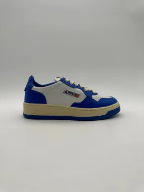 Autry 01 Low Sneakers