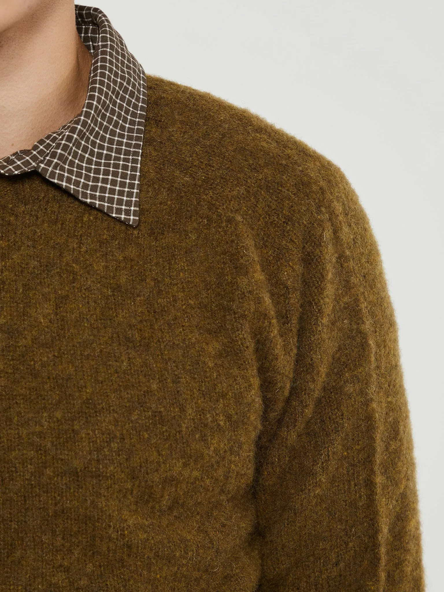 Birnir Brushed Lambswool Pullover in Dark Olive