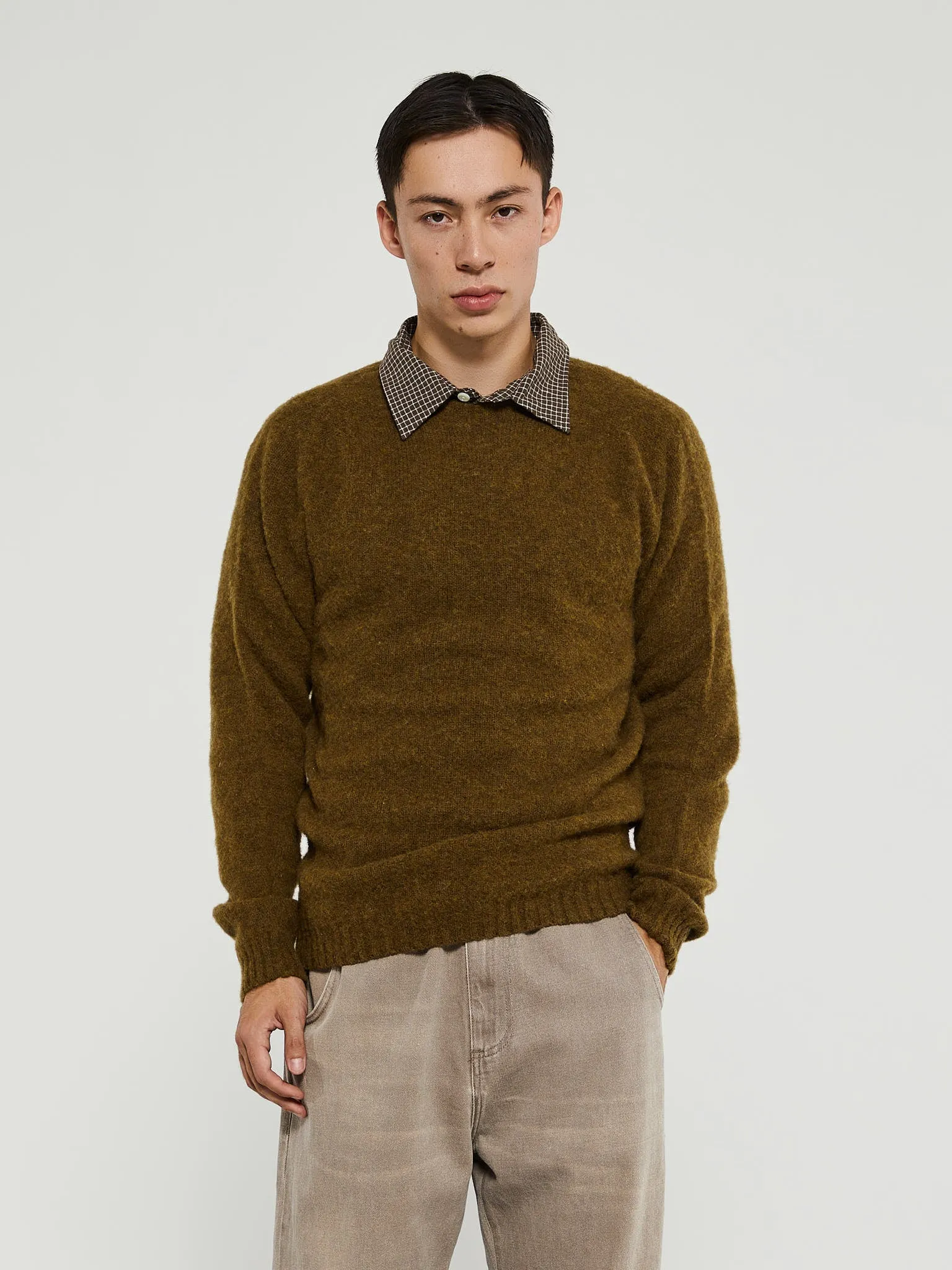 Birnir Brushed Lambswool Pullover in Dark Olive