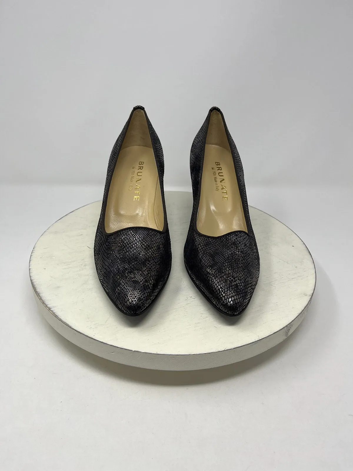 Brunate Size 9 (40) Black & Taupe Snakeskin Print Pumps