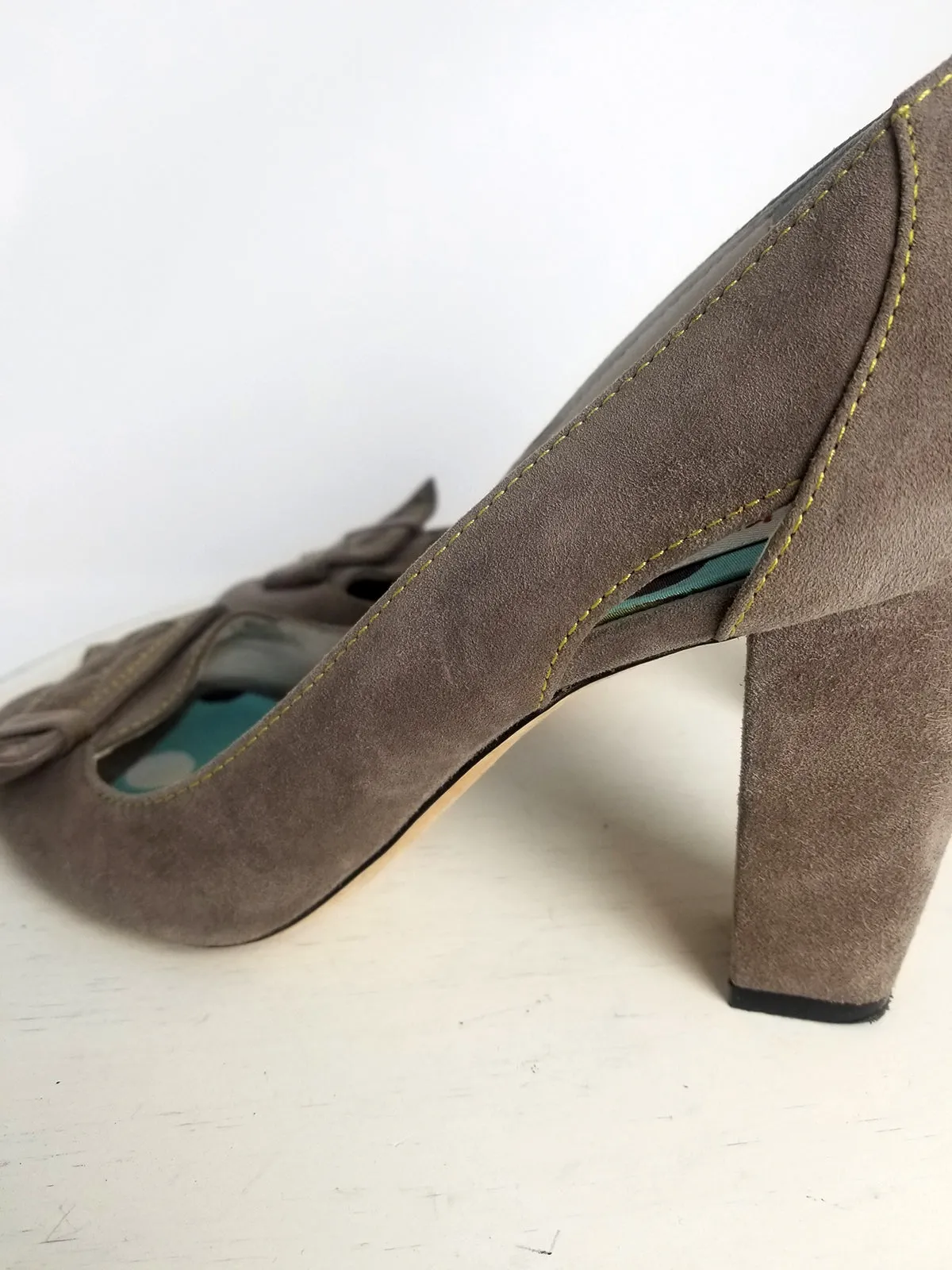 Kenzo Size 38.5 (8/8.5) Gray Pumps