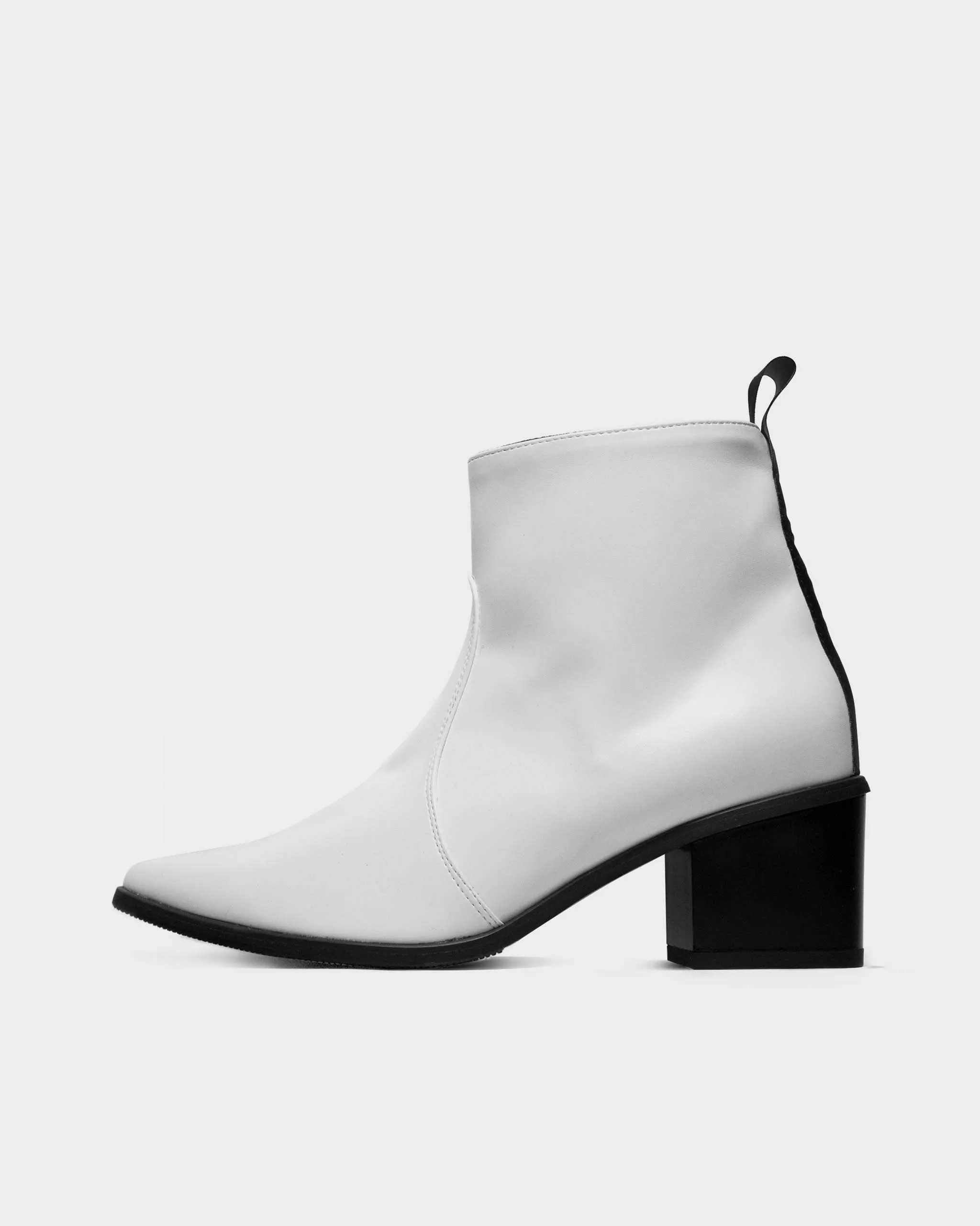 Swan No.1 White Nopal cactus leather boots