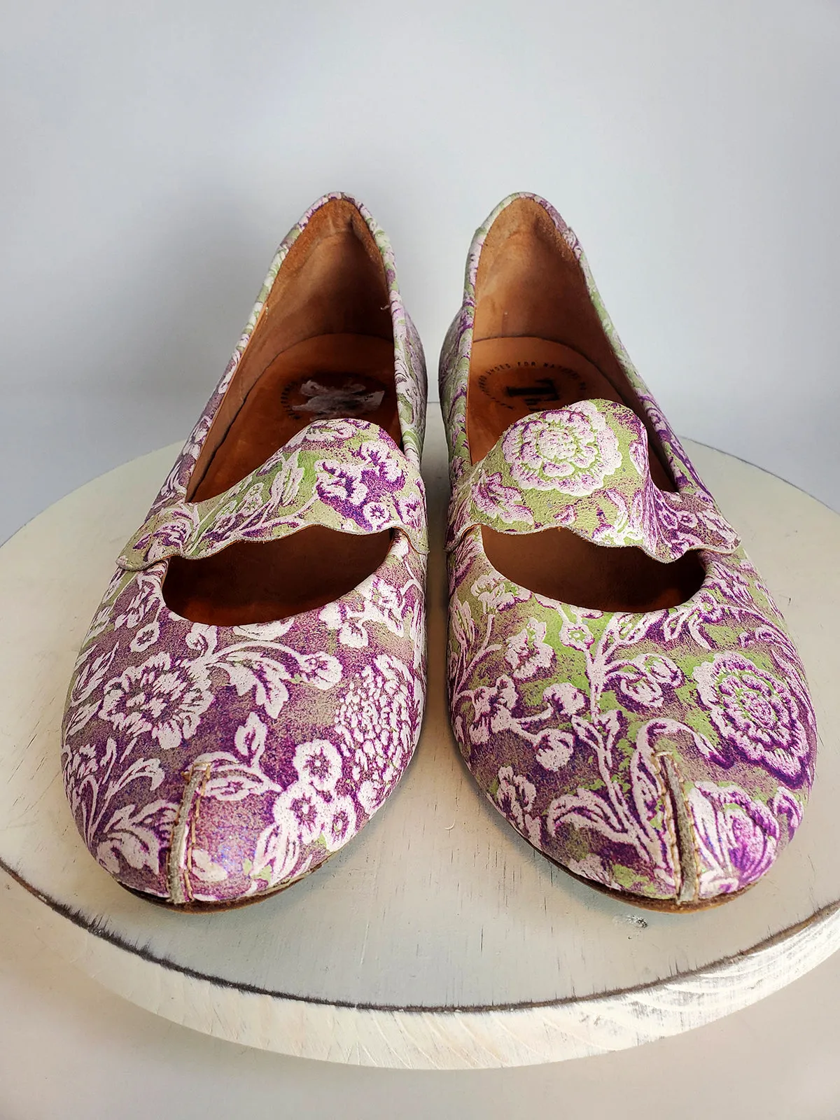 Think! Size 9 Purple & Green Mary Jane Shoes